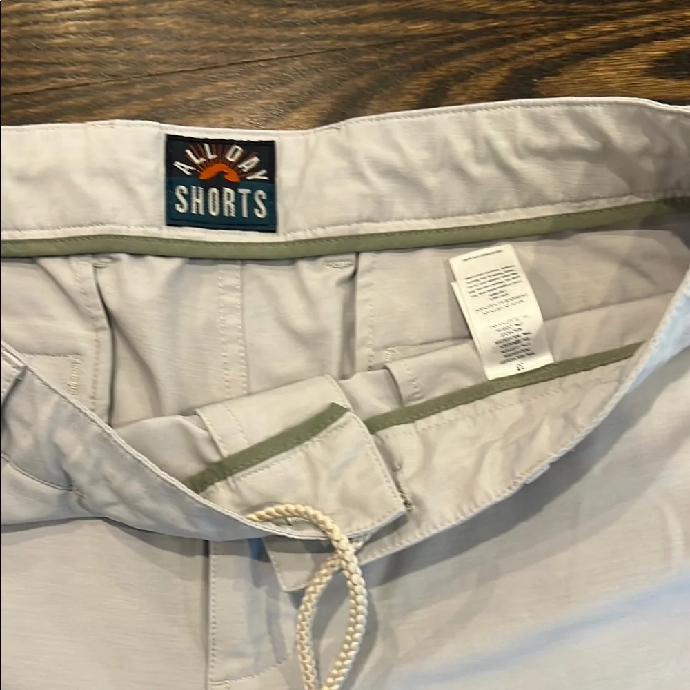 Faherty Men's light gray Shorts